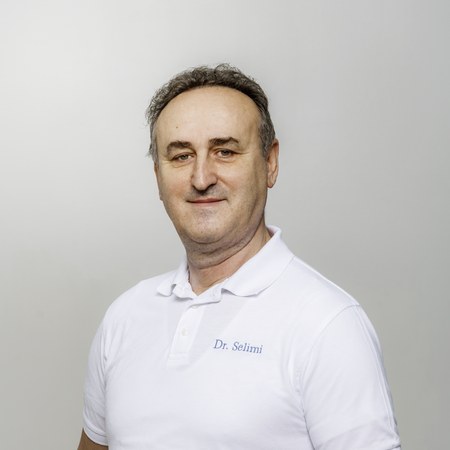 Dr. med. Muhamed Selimi, Facharzt für Orthopädie und Unfallchirurgie im MVZ BERLIN RUDOW
